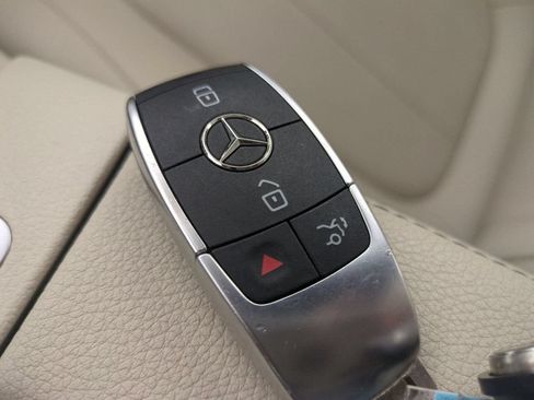 Used 2023 Mercedes-Benz GLA 250 4MATIC image 38