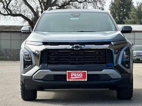 New 2026 Chevrolet Equinox ACTIV w/ Convenience Package III AWD/4WD image 12