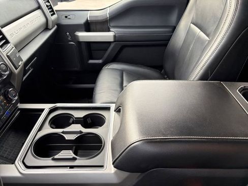 Used 2021 Ford F250 Lariat w/ Lariat Ultimate Package image 25