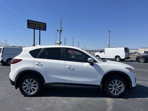 Used 2016 MAZDA CX-5 Touring image 5
