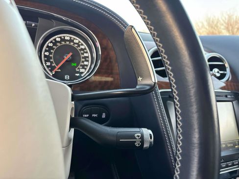 Used 2016 Bentley Continental GT image 23