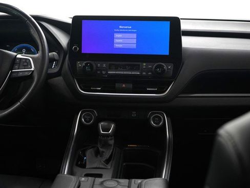 Used 2024 Toyota Grand Highlander XLE image 15