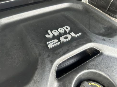 Used 2023 Jeep Wrangler Sahara image 30