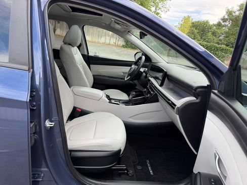 Used 2025 Hyundai Tucson SEL AWD/4WD image 23