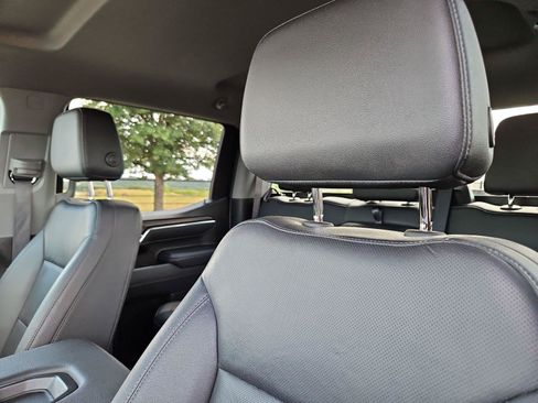 Used 2025 GMC Sierra 1500 SLT RWD image 11