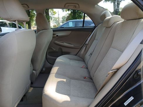 Used 2009 Toyota Corolla S FWD image 10