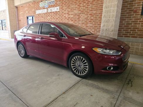 Used 2015 Ford Fusion Titanium image 2