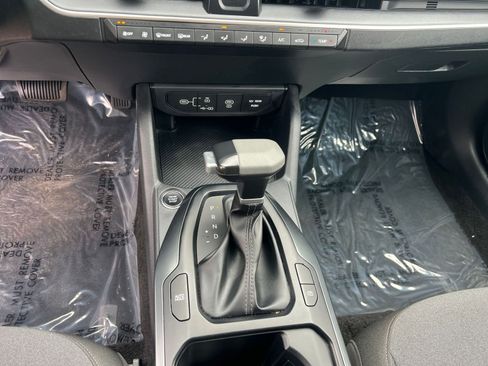 Used 2025 Kia K4 FWD image 42