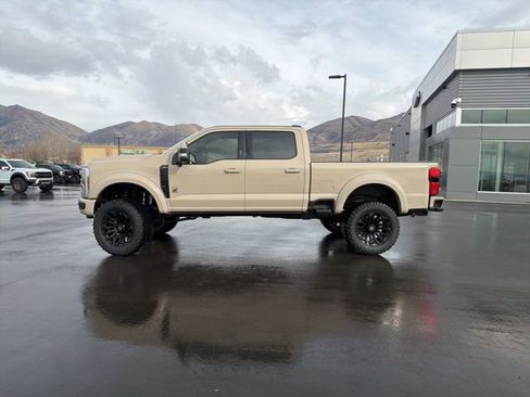 New 2026 Ford F250 Lariat w/ Black Appearance Package AWD/4WD image 30
