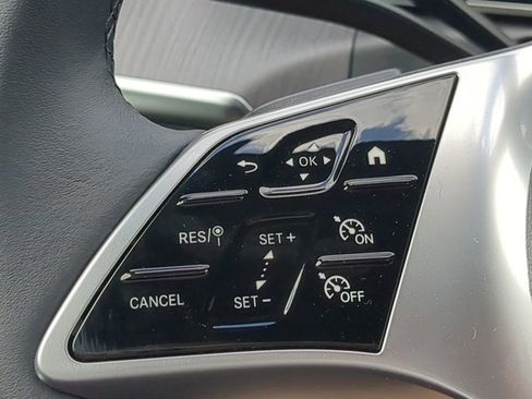 Used 2025 Mercedes-Benz C 300 C 300 image 23