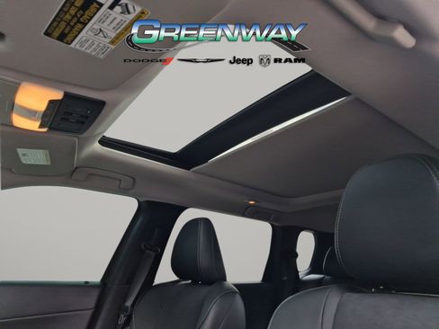 Used 2024 Mitsubishi Outlander SE AWD/4WD image 17