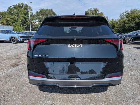 New 2026 Kia Sportage SX FWD image 5