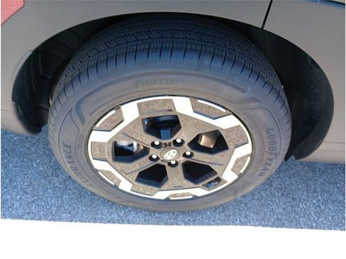 Used 2024 Hyundai Santa Fe SE image 9