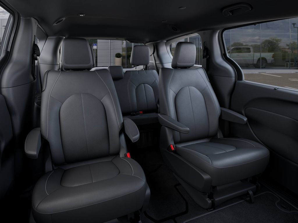 New 2026 Chrysler Pacifica Select w/ S Appearance Package FWD image 19