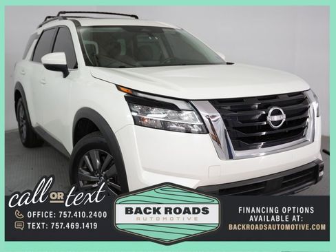 Used 2022 Nissan Pathfinder SV w/ SV Premium Package AWD/4WD image 1