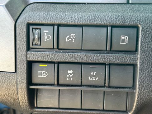 Used 2025 Toyota 4Runner TRD Off-Road image 25