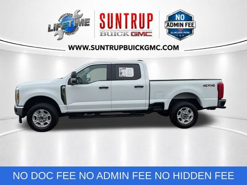 Used 2025 Ford F250 XLT AWD/4WD image 2