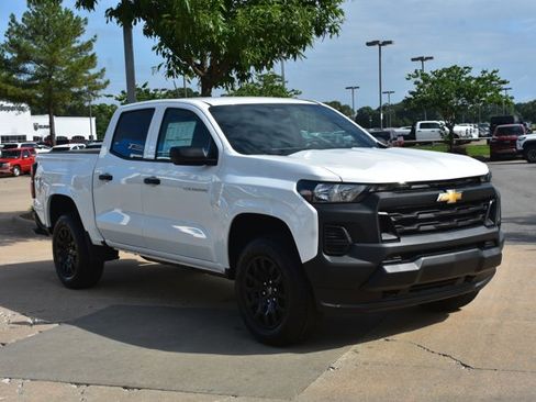 New 2026 Chevrolet Colorado W/T w/ WT Custom Package AWD/4WD image 3