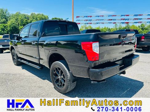 Used 2018 Nissan Titan SL w/ Midnight Edition AWD/4WD image 3