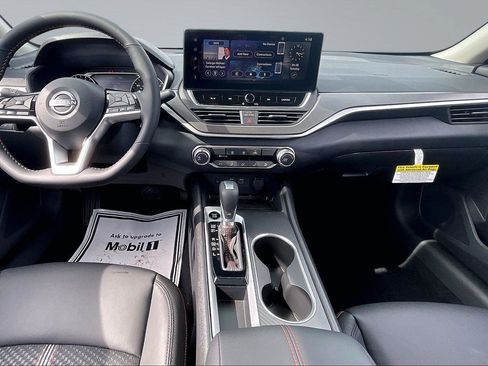 New 2026 Nissan Altima 2.5 SR FWD image 6
