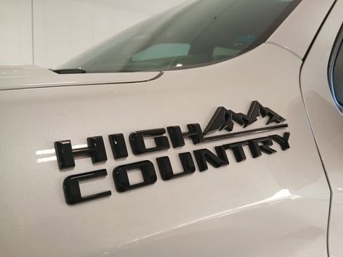 Used 2023 Chevrolet Silverado 1500 High Country w/ High Country Premium Package image 34