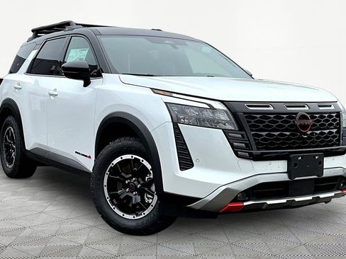 New 2026 Nissan Pathfinder Rock Creek AWD/4WD image 3