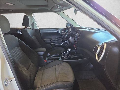 Used 2020 Kia Soul GT-Line w/ GT 2.0L Power Sunroof Package FWD image 19