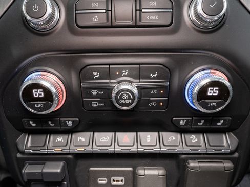 Used 2021 GMC Sierra 1500 Denali w/ Driver Alert Package II image 26