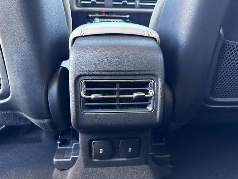 New 2026 Lincoln Corsair Premiere image 16