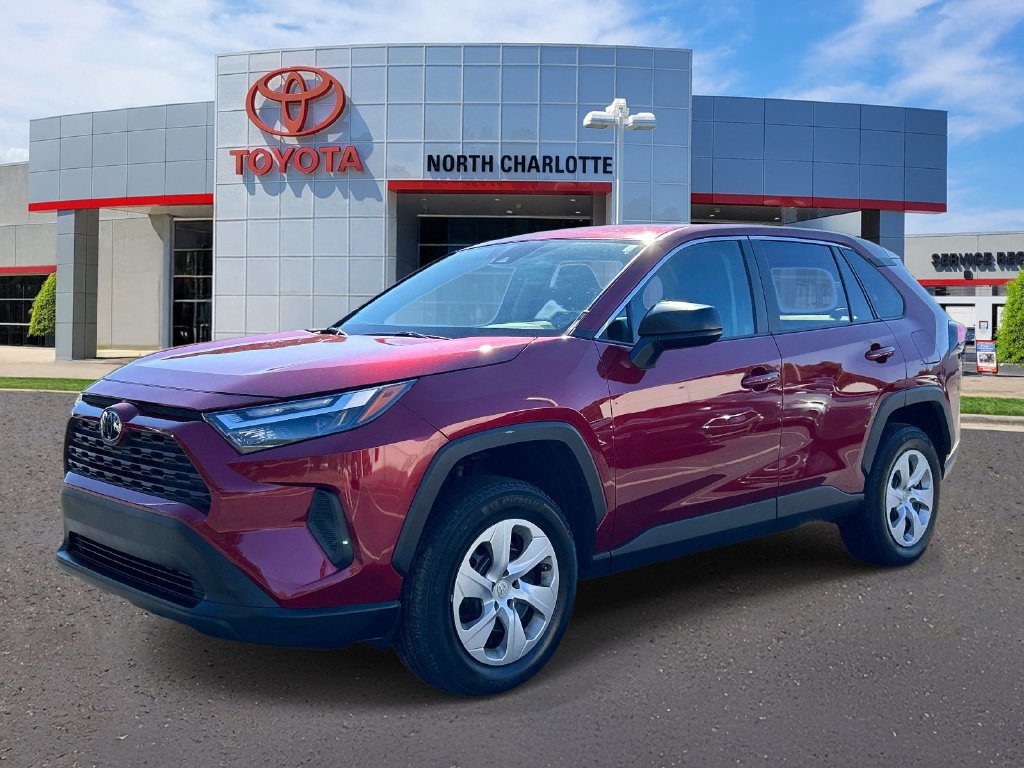 Used 2023 Toyota RAV4 LE FWD image 4