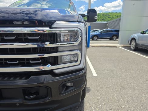 Used 2024 Ford F350 King Ranch AWD/4WD image 10