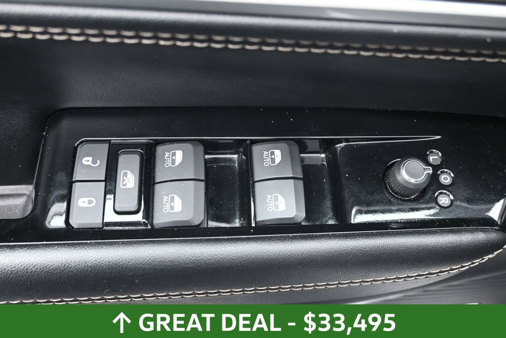 Used 2024 Jeep Wagoneer L Series II w/ Flexible Seating Group AWD/4WD image 20