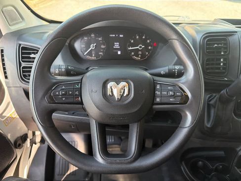 Used 2025 RAM ProMaster 2500 w/ Convenience Group FWD image 20