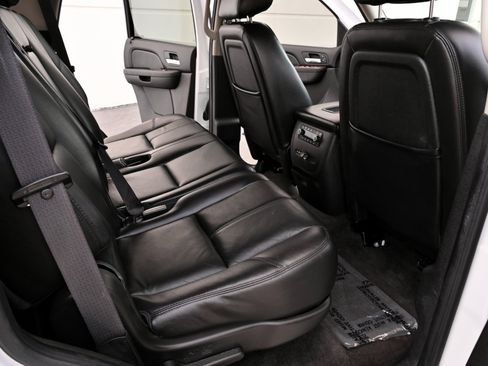 Used 2010 Chevrolet Tahoe LT w/ Luxury Package image 14