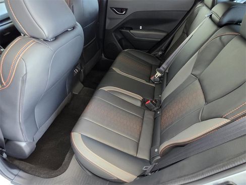 New 2025 Subaru Crosstrek 2.5i Limited w/ Popular Package #3A image 11