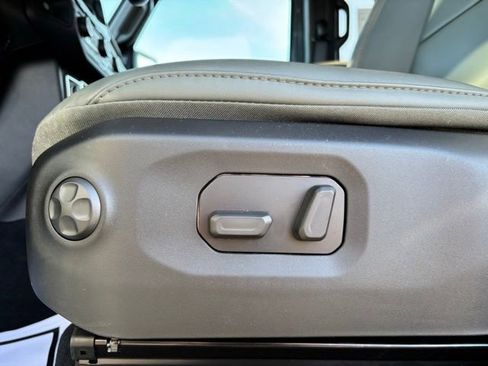 New 2026 Jeep Gladiator Mojave w/ Technology Group image 13