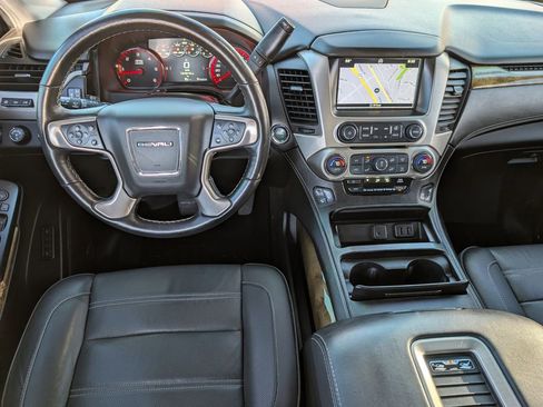 Used 2016 GMC Yukon Denali w/ Open Road Package image 20