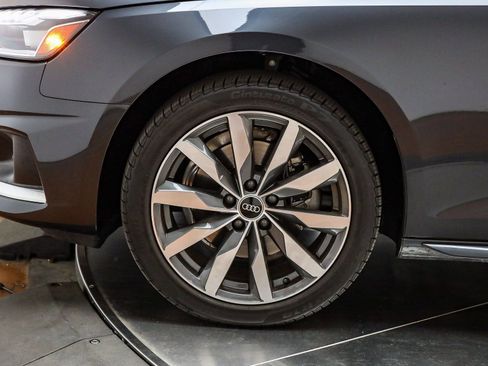 Used 2022 Audi A4 2.0T Premium Plus w/ Premium Plus Package AWD/4WD image 12