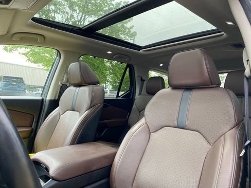 Used 2024 Honda Pilot Elite image 2