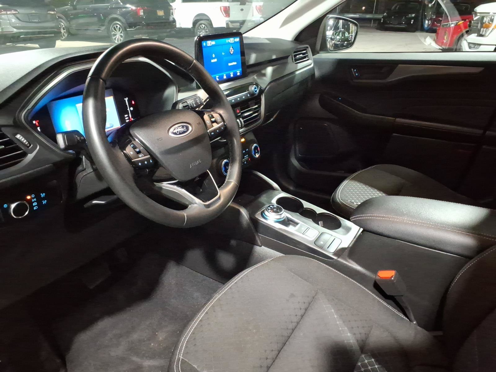 Certified 2023 Ford Escape Active AWD/4WD image 10