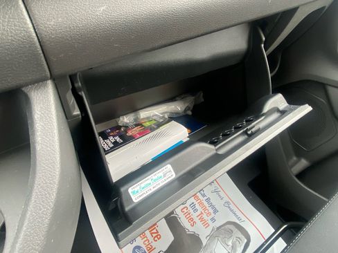 Used 2024 Ford Transit 250 T-250 130 Low Rf 9070 GVWR RW w/ Exterior Upgrade Package image 33