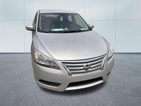 Used 2013 Nissan Sentra SV FWD image 2