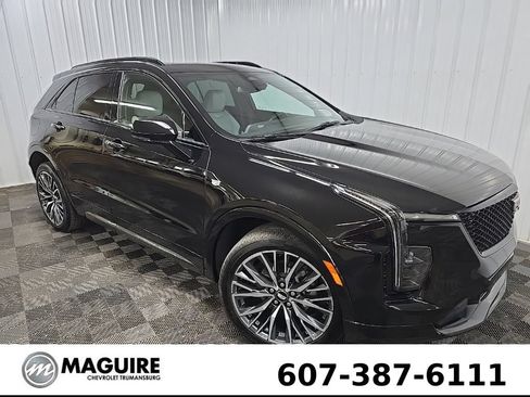 Used 2024 Cadillac XT4 Sport AWD/4WD image 7