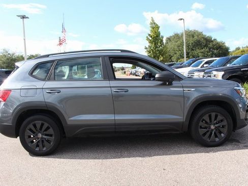 Certified 2024 Volkswagen Taos S image 8