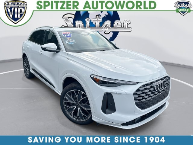 Used 2025 Audi Q5 Premium Plus w/ Premium Plus AWD/4WD image 1