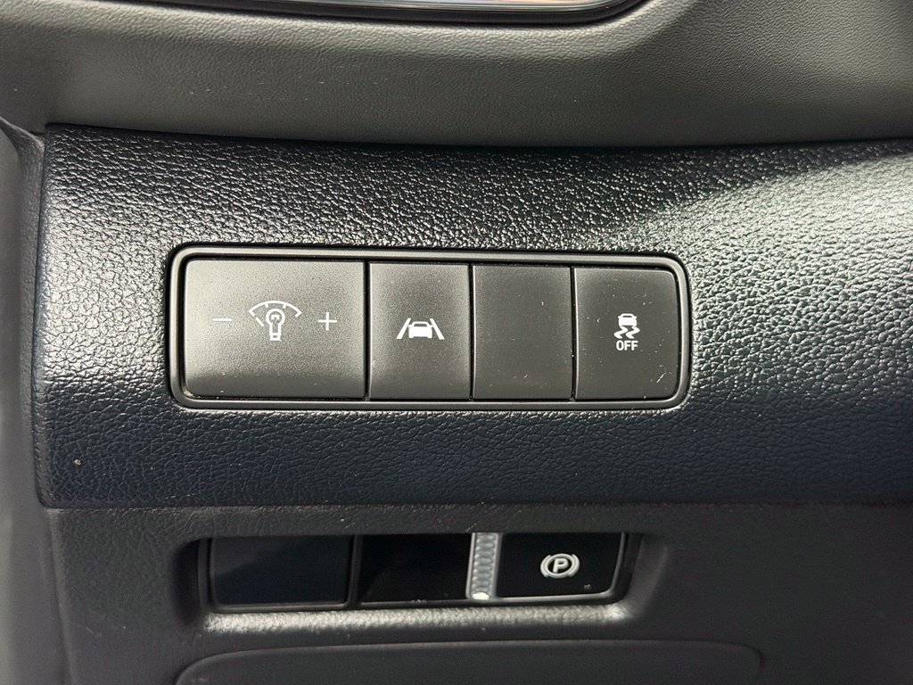 Used 2021 Hyundai Santa Fe SEL FWD image 30