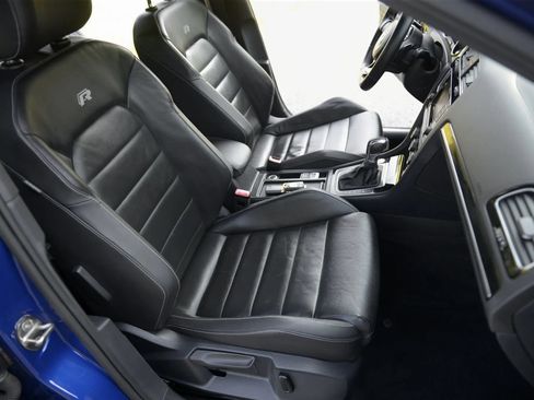 Used 2015 Volkswagen Golf R 4-Door AWD/4WD image 42