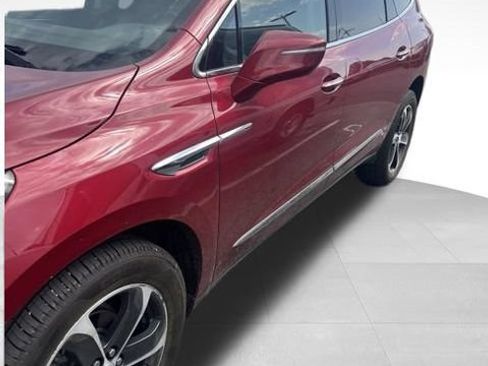 Used 2021 Buick Enclave Essence w/ Sport Touring Edition AWD/4WD image 3