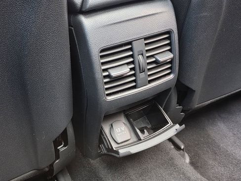 Used 2018 Mercedes-Benz GLA 250 4MATIC image 28