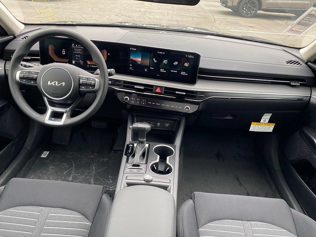 New 2026 Kia K5 LXS FWD image 23